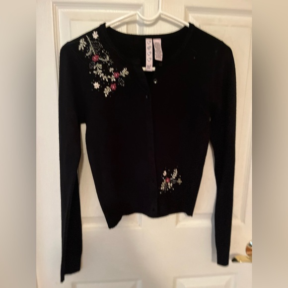 Black button up cardigan. Embroidered & beaded flowers. Vintage - Picture 1 of 6
